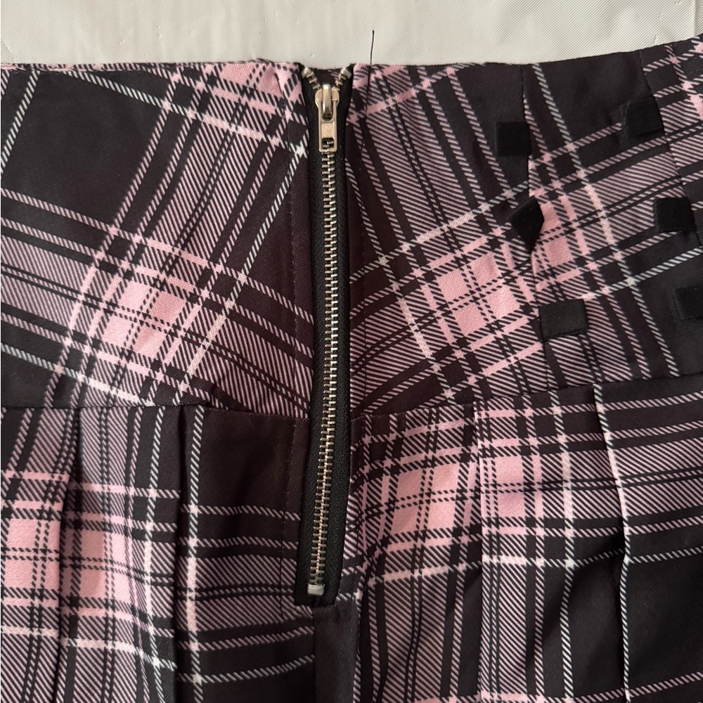 Plaid Pink and Black Skirt - Picture 7 of 13